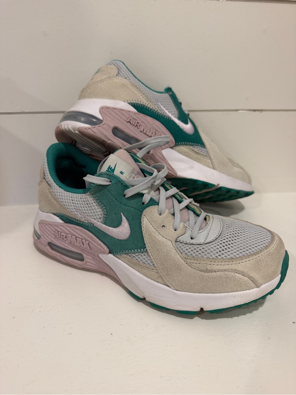 [8] Nike Air Max Women’s Sneakers in Teal and Light Purple